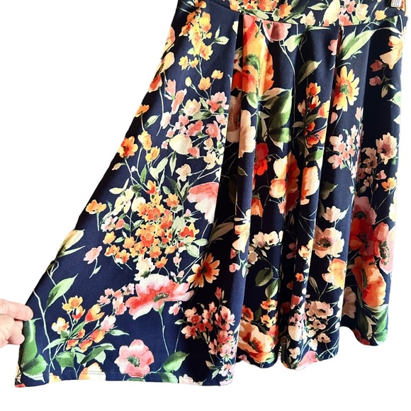Faith And Joy Vintage Inspired Navy Floral Midi Swing Skirt Size Medium - Picture 5 of 10